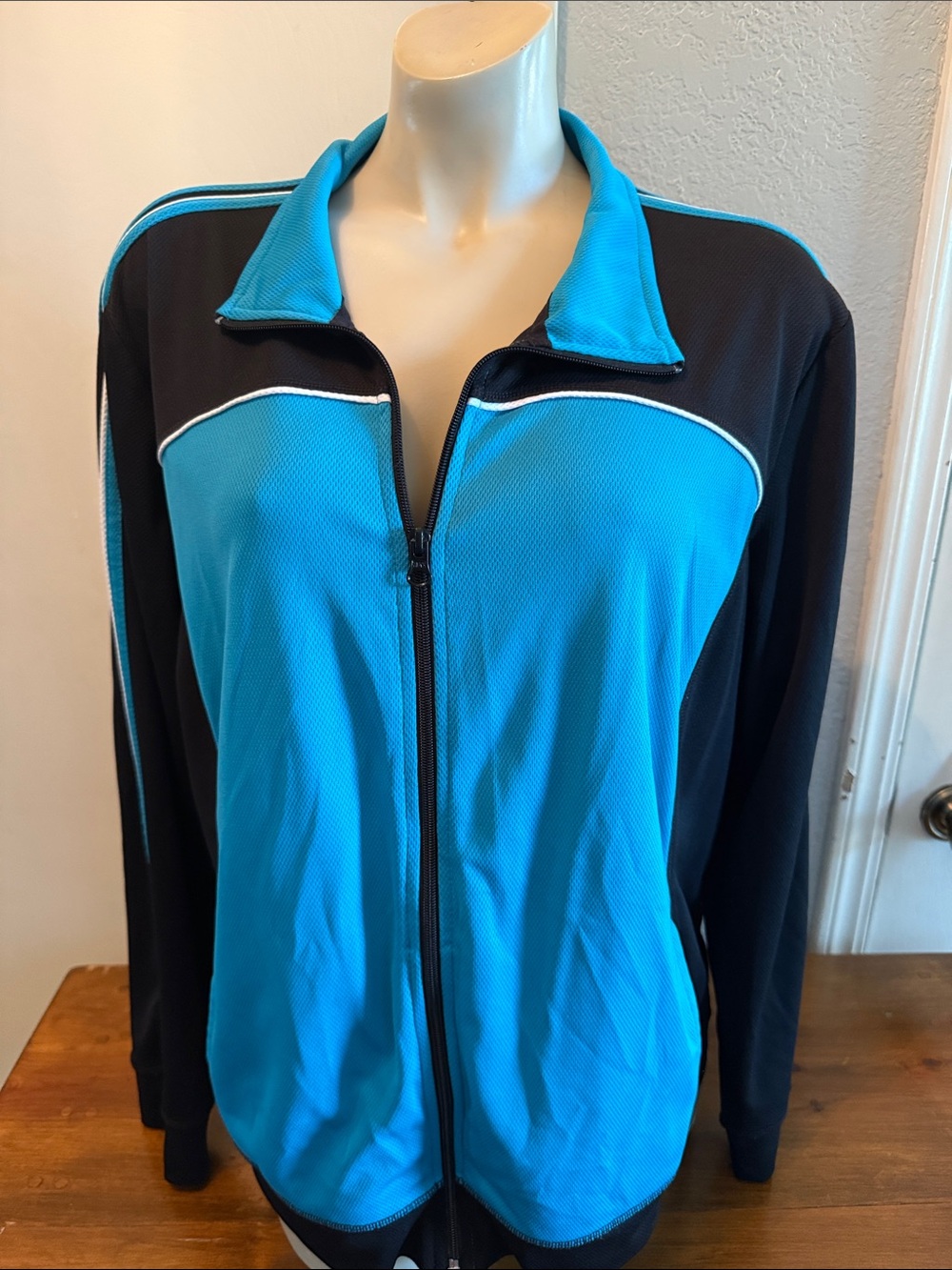 made for life Teal and Black Zip-Front Quick Dri Jacket